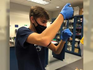 Spider research video earns national awards from The Science Coalition